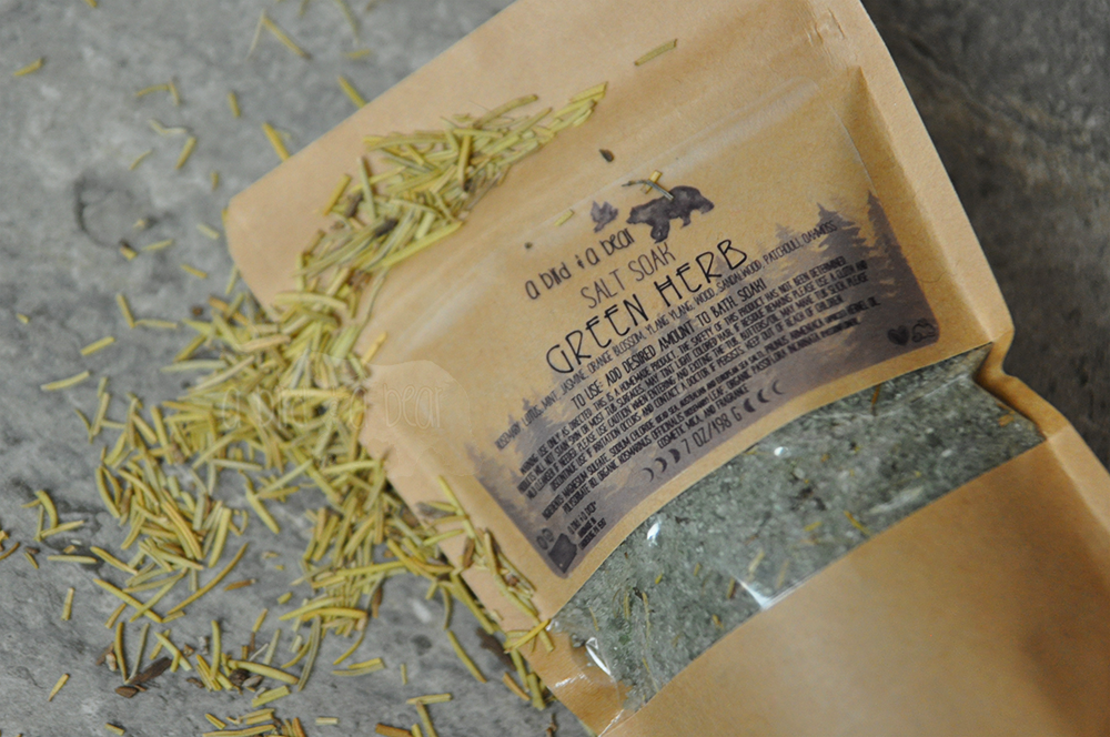 Green Herb Salt Soak